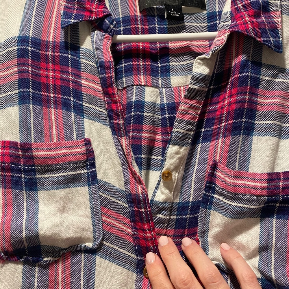 Plaid two pocket button down shirt - Picture 2 of 3
